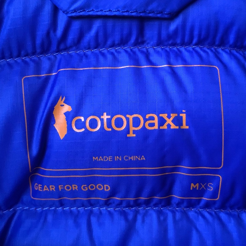 Cotopaxi Fuego Down Puffer Vest NWT Men’s XS - Picture 3 of 5